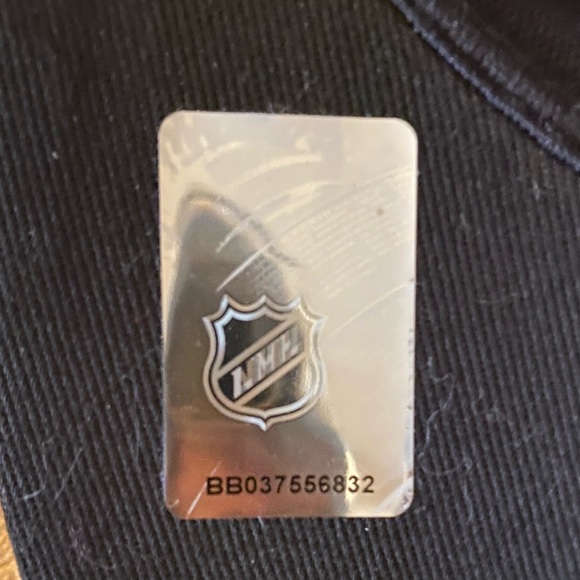 Pittsburgh Penguins Hat - Picture 2 of 4